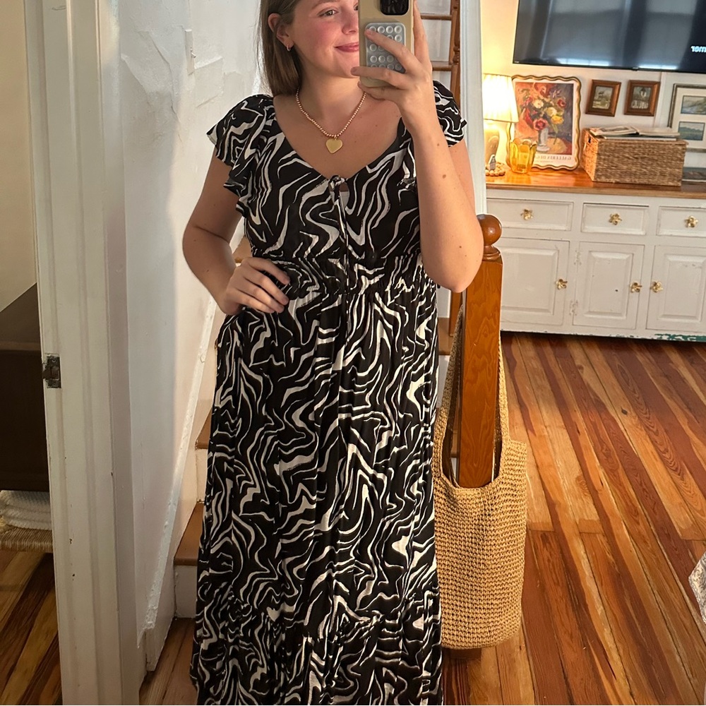 Nine West Black and White Maxi Dress